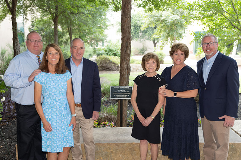 Members Of Richard Schlosberg's Family