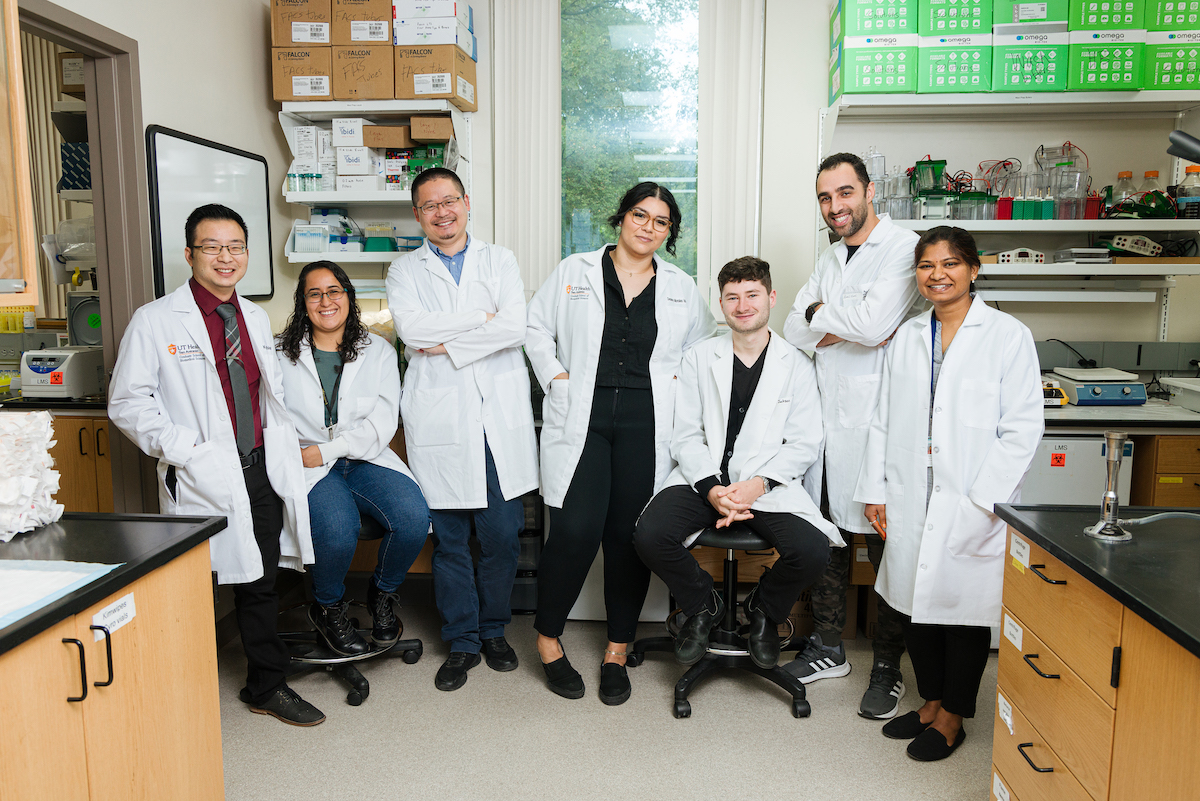 Martinez-Sobribo lab team