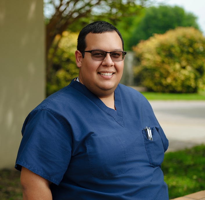 Image of Richard Campos looking at the camera.